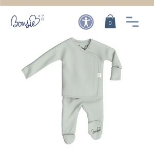 Bonsie skin to skin newborn Jamie’s (Grey)
